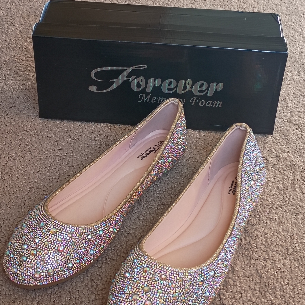 Forever 21 Women's Marianna Memory Foam Gemstone Flats with Gold Edges - Picture 5 of 8
